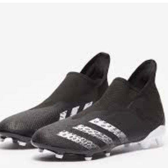 CLEATS ADIDAS PREDATOR FREAKS Soccer Cleats MENS 9 - Picture 1 of 7